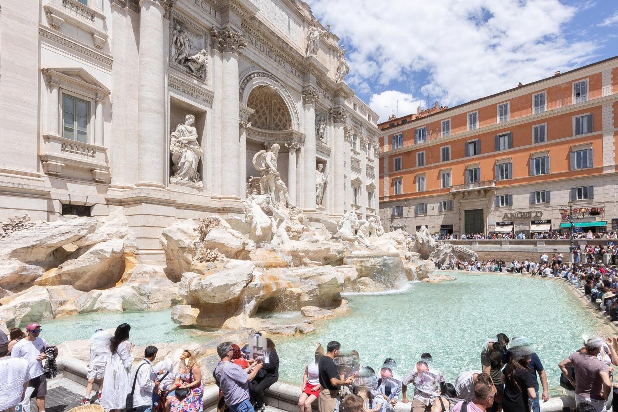 Luxury Suite Trevi โรม ภายนอก รูปภาพ